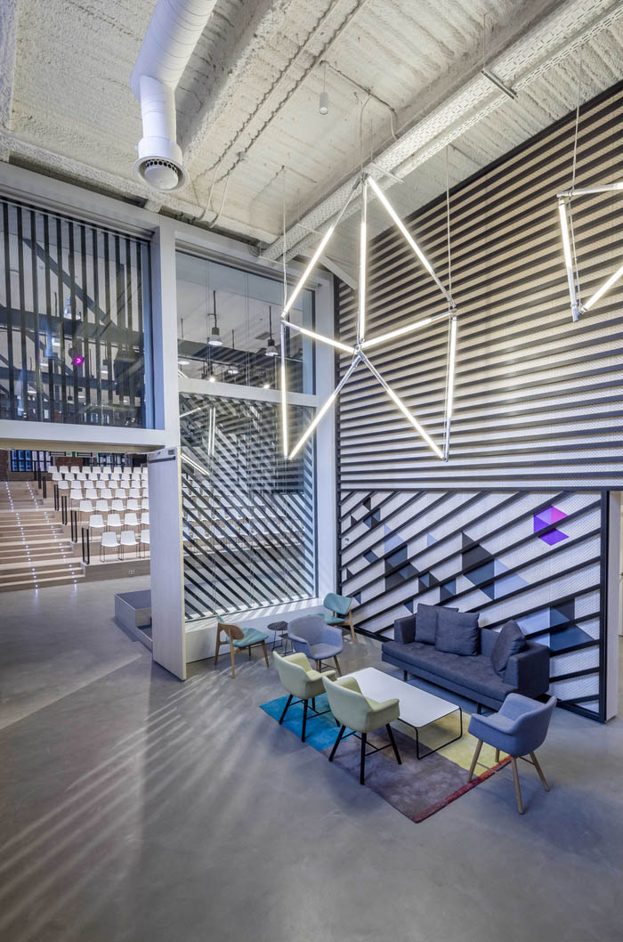 巨量引擎app电脑版「含模拟器」(图1)