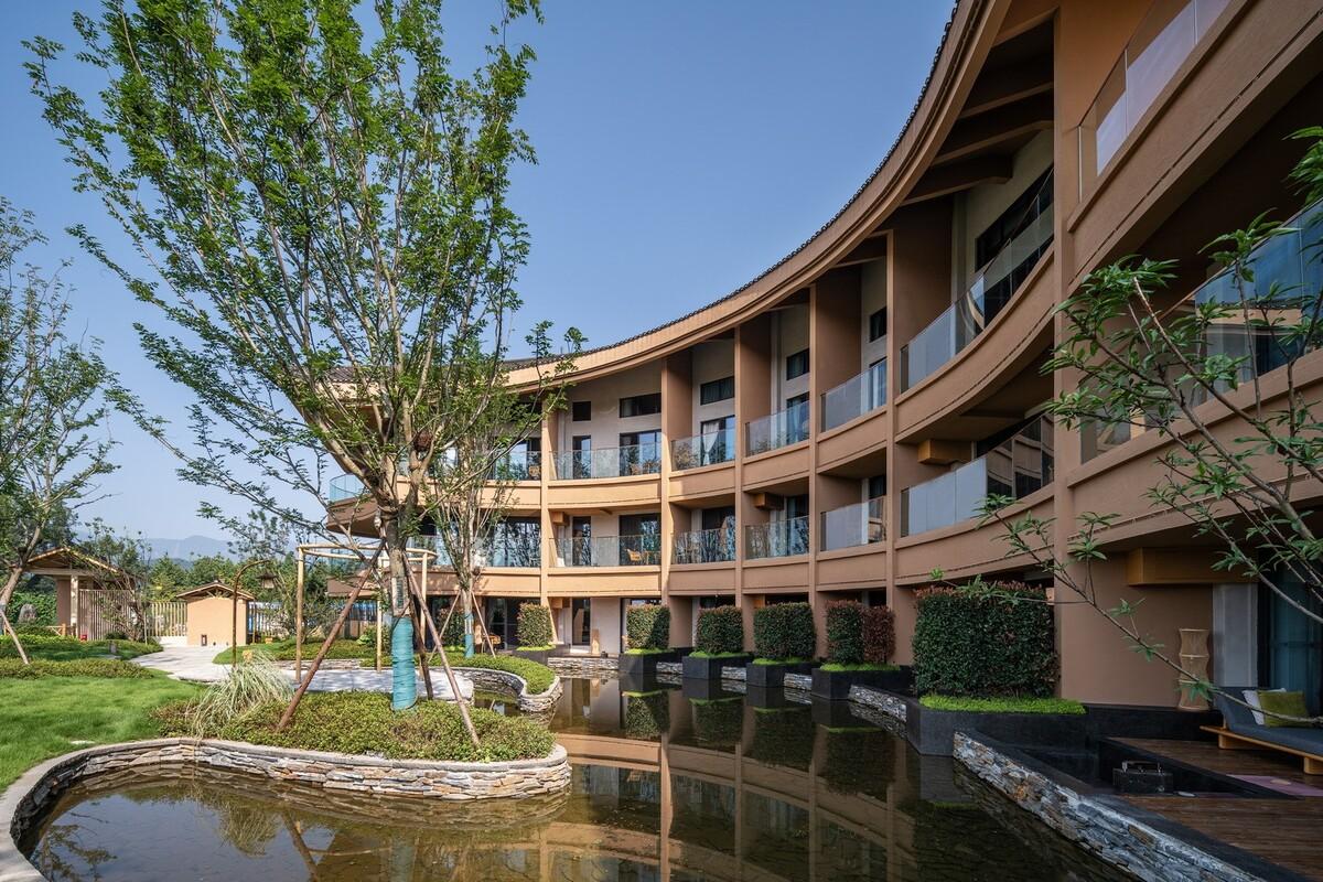 城管来了无限金币(图1)