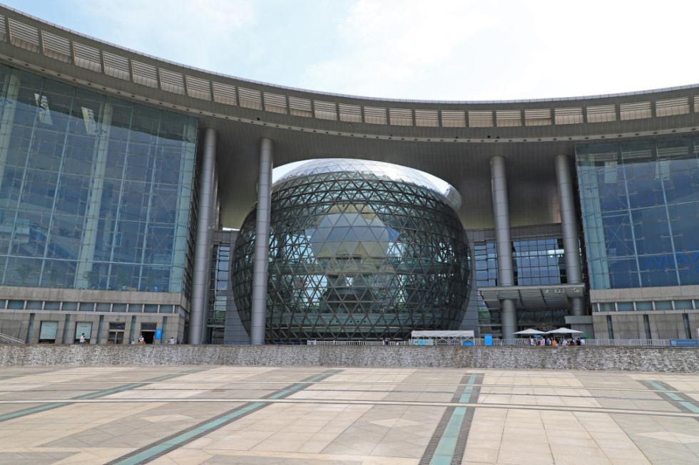 通道闸机行业发展现状及关键技术分析2026(图1)